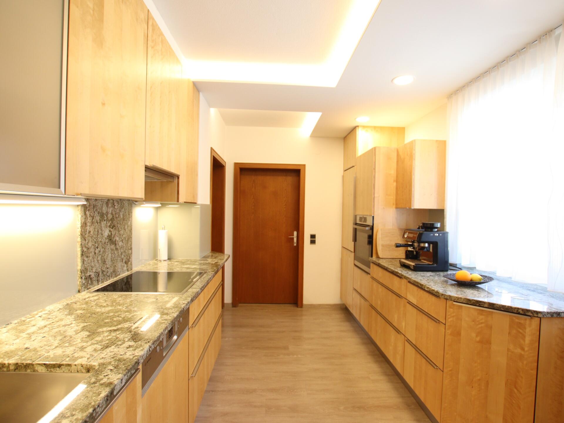 270m² Bungalow mit ausgebautem Dachgeschoss und 1.318m² Grund in Viktring in TOPLAGE