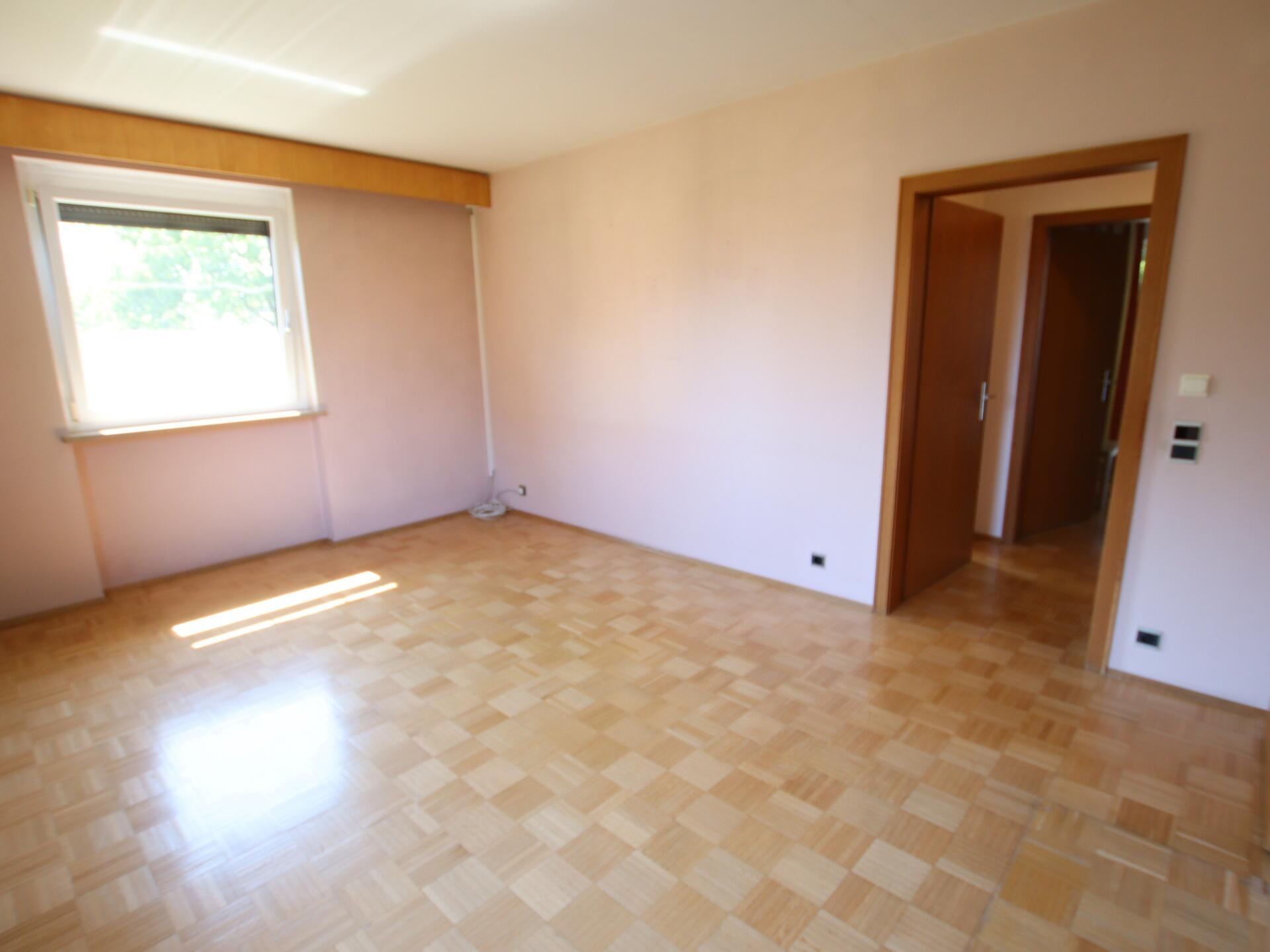 270m² Bungalow mit ausgebautem Dachgeschoss und 1.318m² Grund in Viktring in TOPLAGE