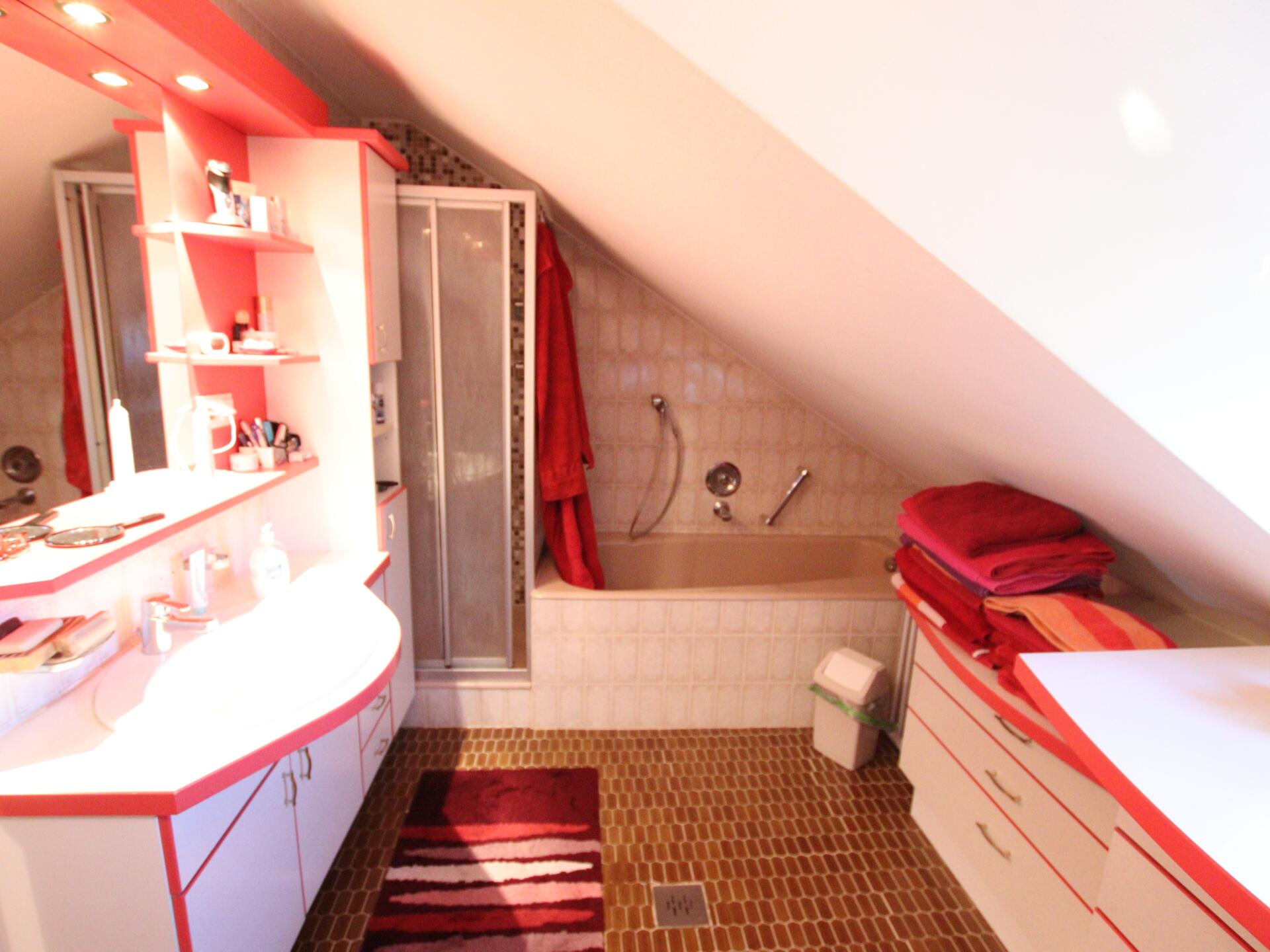 270m² Bungalow mit ausgebautem Dachgeschoss und 1.318m² Grund in Viktring in TOPLAGE