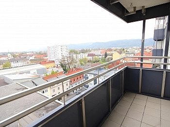 Stockwerk Esszimmer Ostbalkon - Sonnige 3-Zi-Wohnung mit traumhaftem Fernblick