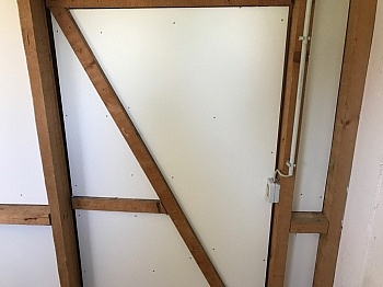 neuem Nähe Bitte - TOP sanierte 3 Zi Wohnung mit Loggia und Tiefgarage in Welzenegg 