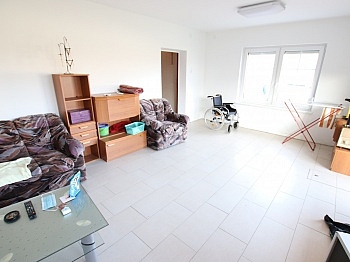 Fliesenböden Südterrasse Obergeschoss - 250m² Wohnhaus in St. Thomas - Magdalensberg