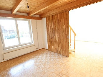 Weiters gehört großes - Schöne 62m² - 2 Zi Wohnung mit 2 Balkone und Carport in Tessendorf am Waldrand