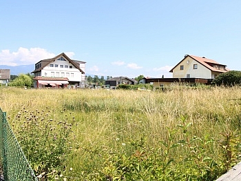 Aussicht befindet Gemeinde - Sonniger Baugrund direkt bei der Apotheke Faak