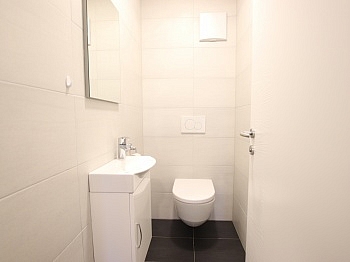 offener großer mittels - Neue und moderne 3 Zimmer Gartenwohnung 80,34m² in Waidmannsdorf mit Carport