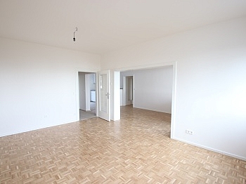 Wohnung Balkon Schlafzimmer - Neue moderne 3 Zi Wohnung in Krumpendorf a.W.