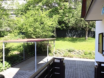 Dachgeschosswohnung Gartenbenützung eingefriedestes - 110m² Wohnung plus Terrasse und Garten in Pörtschach
