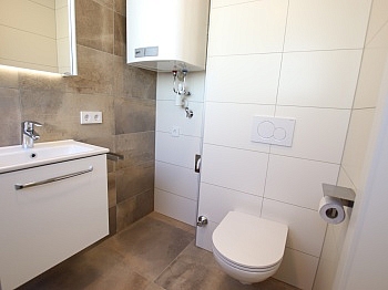 herrlichem möblierte Schlüssel - TOP Ferienwohnung/Wohnung mit Balkon in Krumpendorf - Seenähe