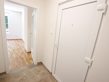 umdrehen Schöne gelegen - TOP Wohnung/Ferienwohnung mit Balkon in Krumpendorf - 450m Seenähe