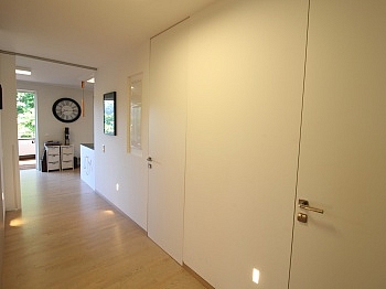 Bereiche begegnet Toilette - 4-Zi-Wohnung 119 m² mit XL Balkon in bester Lage
