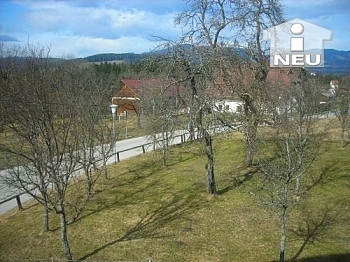 aufgeteilt Wohnküche Essbereich - Schönes Holzhaus am Radweg - nähe Feldkirchen