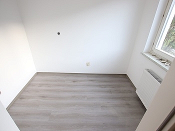 Vorraum Gewähr großes - Schöne sanierte 40,00m² 1,5 Zimmer Wohnung in Eberstein