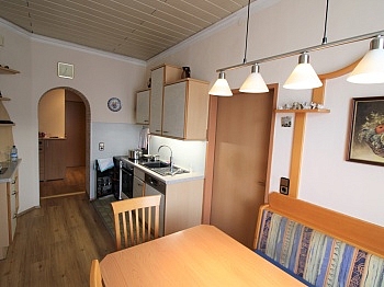 Badezimmer Kellerabteile erreichbar - Achtung Schnäppchen! Zentrale 3 Zimmerwohnung mit Garten