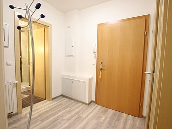 geschliffen gemauertes versiegelt - Junge 2 Zi Gartenwohnung mit Terrasse und Tiefgarage - Gartengasse