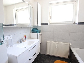 reduziert Gasthaus Ausblick - Schöne sanierte 80,00m² 3 Zi Wohnung mit Loggia in Eberstein