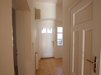 sonnige Vorraum kleines - 2 Zi-Wohnung in der Morrestrasse