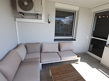 barrierefreie Westterrasse Schlafzimmer - Neue möblierte 2 Zi Penthousewohnung mit Terrasse und Carport in Klagenfurt