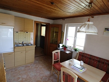 Ölheizung Wohnzimmer gepflegter - Schnäppchen mit Wohnungsrecht! Älteres Wohnhaus in Ebenthal ca. 105m²