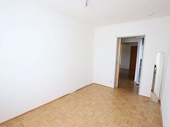 Wohnanlage herrlichen Wohnküche - Tolle und schöne 100m² 4 Zi Wohnung mit XL-Balkon in Grafenstein