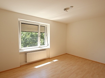 Küche Mieter selbst - Schöne 2,5 Zi Wohnung 61m² in der City - Mariannengasse 