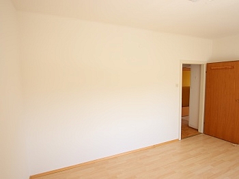 Diele Büro Strom - Schöne 2,5 Zi Wohnung 61m² in der City - Mariannengasse 