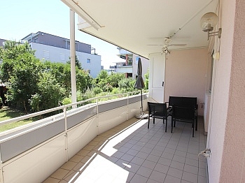 Einbaukästen Schrankraum Stellplatz - Junge & schöne 90m² - 3 Zi Gartenwohnung mit 236m² Garten und Tiefgarage & Carport in Waidmannsdorf