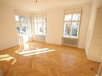 Zimmer Fenster Kreuzbergl - Herrliche Villa mit 300m² am Kreuzbergl mit 1.107m² Grundstück in Superlage