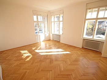 Massivbauweise instandgesetzt unseinsichtige - Herrliche Villa mit 300m² am Kreuzbergl mit 1.107m² Grundstück in Superlage