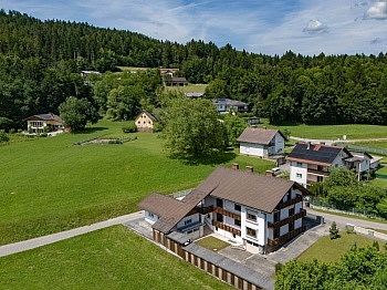 Rotschitzen sanierte Wohnung - Schöne sanierte 4 Zi Wohnung 100m² mit 570m² Garten und 1 Werkstatt - Rotschitzen