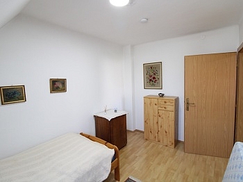 Schalter Schönes Windfang - Teilsaniertes 88m² Wohnhaus in Waidmannsdorf - Top Lage