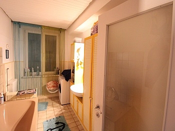 Großer Vorraum großes - Günstige große 2-Zimmerwohnung nahe Innenstadt