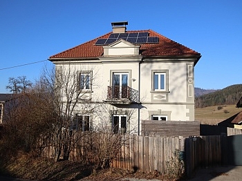 Villa Diele Eichenparkettböden - Stilvolle Villa mit 200m² Nfl. plus XXL-Terrassen am Stadtrand Völkermarkt in Superlage