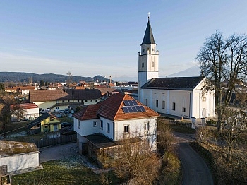 Kiefer Nähe Tanne - Stilvolle Villa mit 200m² Nfl. plus XXL-Terrassen am Stadtrand Völkermarkt in Superlage
