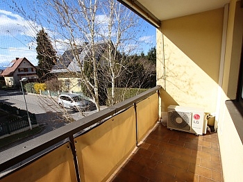 Warmwasser Badewanne schönes - 3 Zi Wohnung in Waidmannsdorf mit Loggia in der Mozartstraße - Super Raumaufteilung