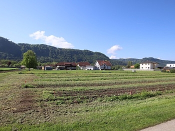 Bauland ruhige Nähe - Schöne Baugründe am Stadtrand von Klagenfurt in Ebenthal - Beethovenstraße 