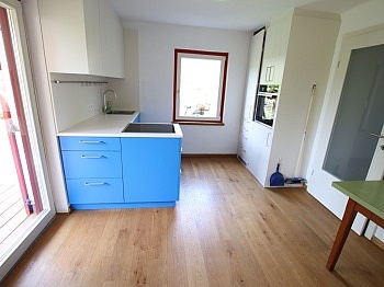 Stellplätze Südterrasse DACHGESCHOSS - Schönes, kernsaniertes und kleines 80m² Wohnhaus in Maria Saal mit kleinem Grund