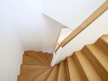 Diele Bitte Hunde - Schönes, kernsaniertes und kleines 80m² Wohnhaus in Maria Saal mit kleinem Grund