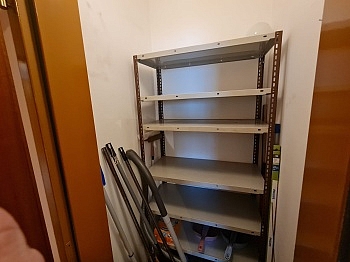 großes Parkett Heizung -  Tolle 4-Zimmer-Wohnung in Toplage von Feldkirchen – mit Loggia und eigener Garage 