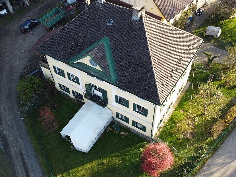 -Herrenhaus mit Reiterhof in Klagenfurt/Viktring