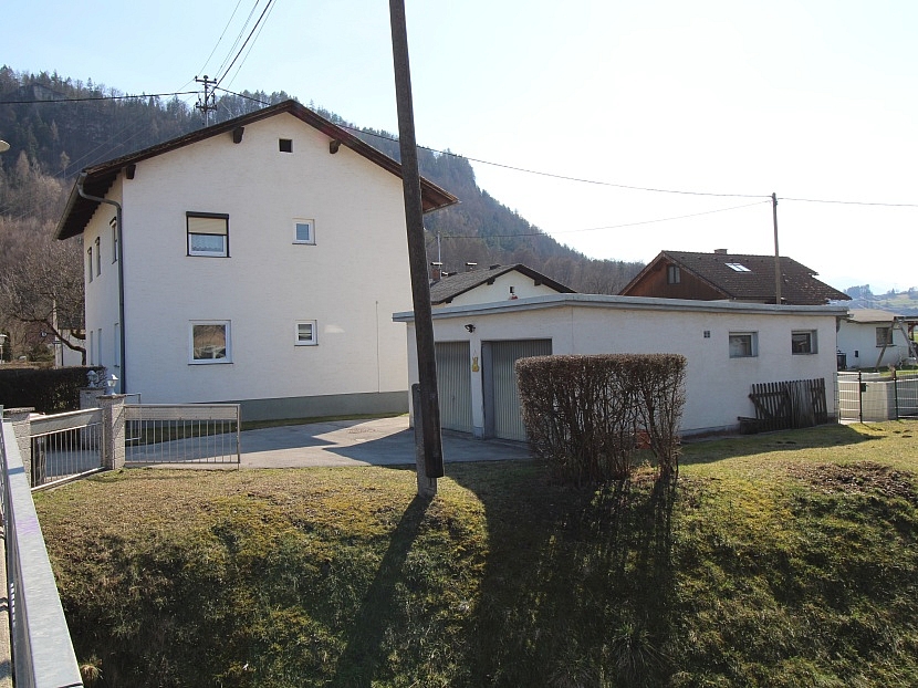 -Großzügiges Wohnhaus direkt an der Sattnitz ca. 160m²