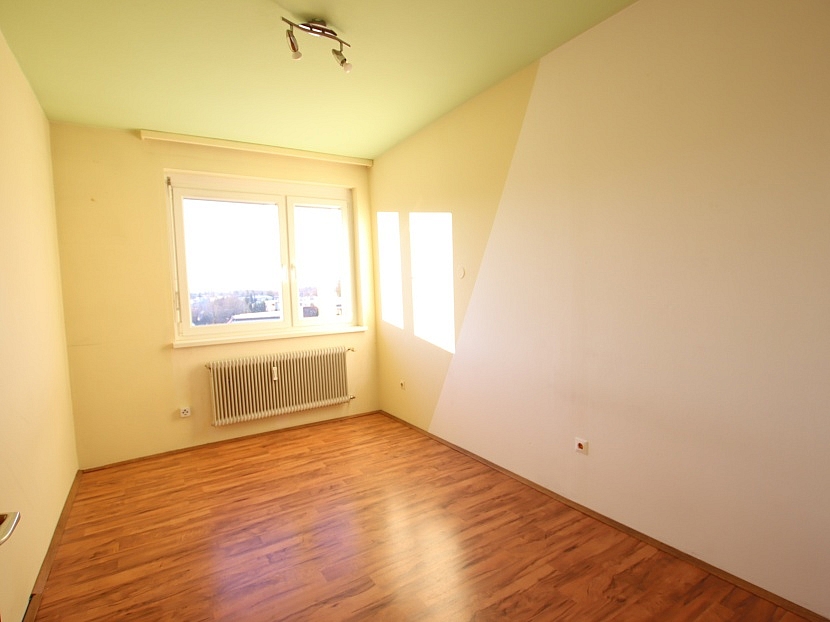 -2 Zi Wohnung in Waidmannsdorf in der Mozartstraße - Penthouse in Super Aussichtslage