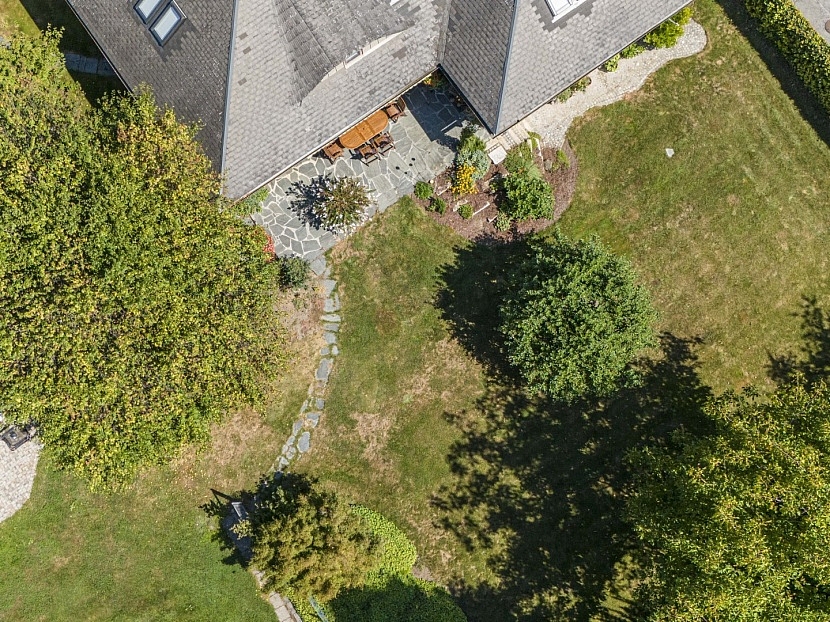 -270m² Bungalow mit ausgebautem Dachgeschoss und 1.318m² Grund in Viktring in TOPLAGE